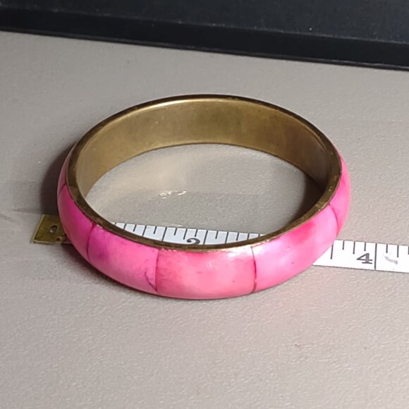 Very Large 9.25 Vintage Pink Bangle - Picture 5 of 5